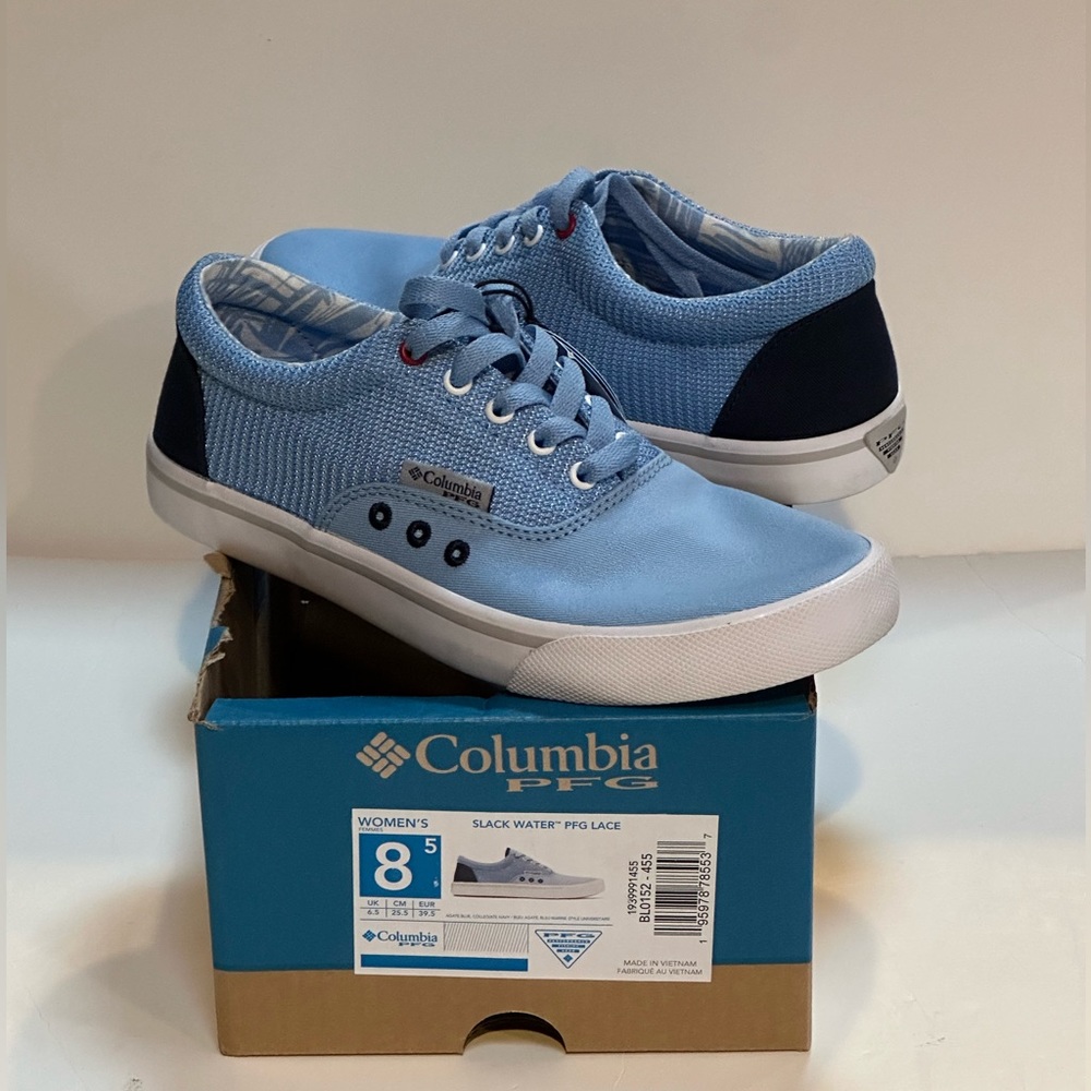 Columbia Women's Light Blue Lace-Up Sneakers